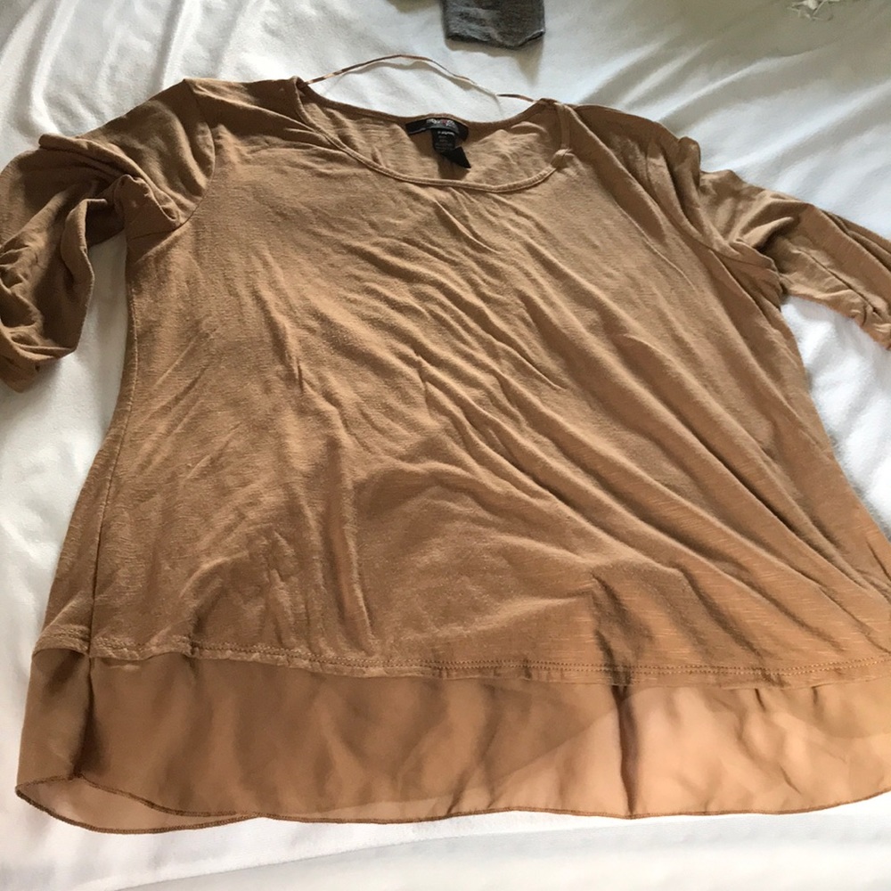 women’s shirt